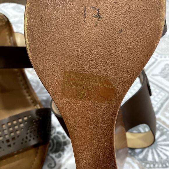 Brown Wedges Heel Sandals Size 7 - Picture 9 of 9